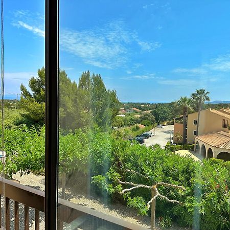 Grand Studio Avec Piscine Presqu'Ile De Giens Hyères Eksteriør billede